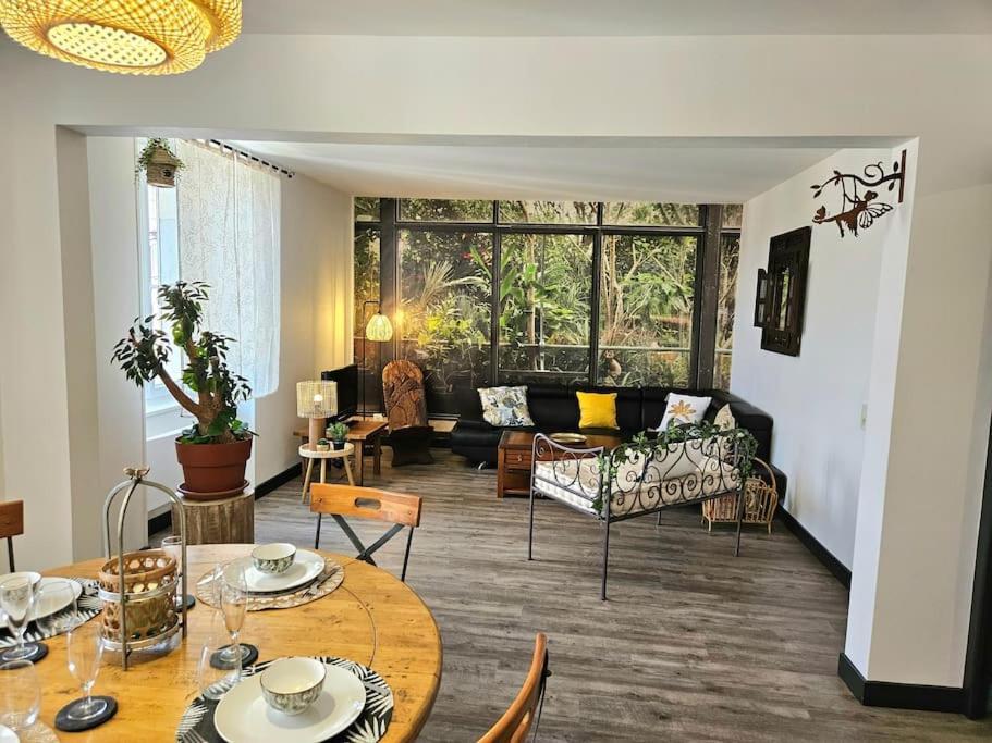 Appartement Le Jardin Imaginaire Champagnole Exterior foto